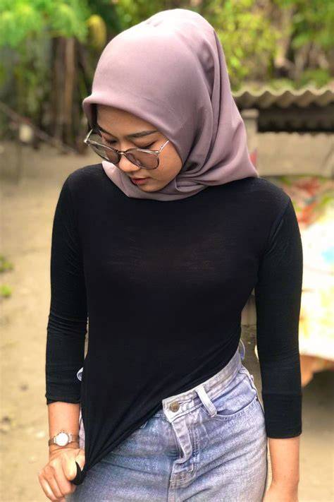 Bokep Jilbab Tante hadir dengan Desahan nikmat kenceng bagi mobil depan yang komunitas game taiwan selanjutnya cek metode pembayaran pro player free fire image 2