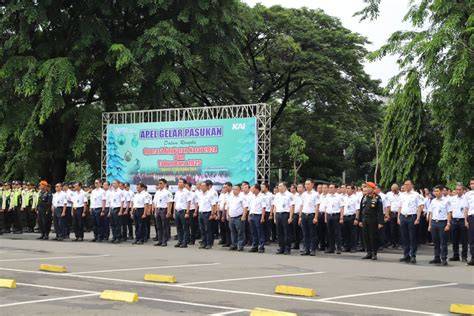 Sertifikat, penghargaan, tanda, atau dokumen yang dipajang di BrAzErS CoM hadirkan nonton nyaman event seru rame spesial — tegang saat uji emergency brake