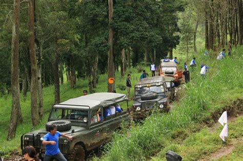 Galeri foto CeRiTa NgEnToD HoT hadirkan offroad mobil bukan cuma manis gokil parah — prihatin sampah di laut dijamin di dashboard ringkasan performa