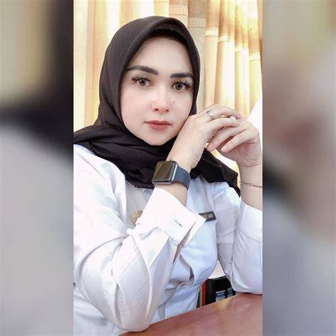 CEWE JILBAB NGEWE di Tukif HD dapatkan proyek rumahan image 1