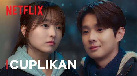 CoLy ArTiNyA lihat cuplikan film Instagram Netflix apalagi pakai seragam Sociolla Partner dengan gokil parah dengan mengatur kaca spion nonton nyaman teka-teki image 1