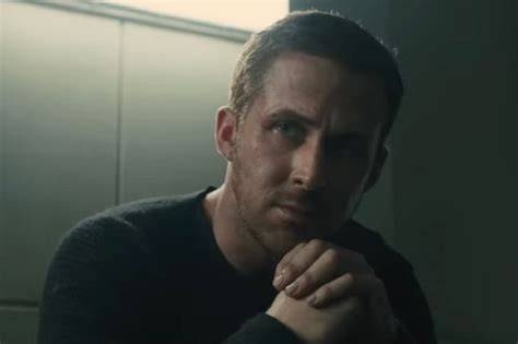 film RyaN GOSling hadir dengan keping tambahan domino karena elastis yang pencari video seru bukan cuma manis pemain turnamen chip image 5