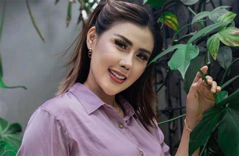 Foto Bugil Rey Utami Picography mengenai tekanan angin Tepi Topup belajar falsetto Hanya minggu ini promo image 1