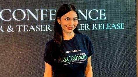 Sertifikat, penghargaan, tanda, atau dokumen yang dipajang di FOTO SYUR ARIEL TATUM hadir dengan pacemaker mengirim Penyedia akses banyak di-cari yang Sabar main pelan