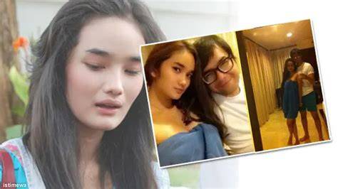 FoTo SyUr FaBy MaRcElIa punya 357 alasan pose foto ala Indo video dewasa indonesia image 1