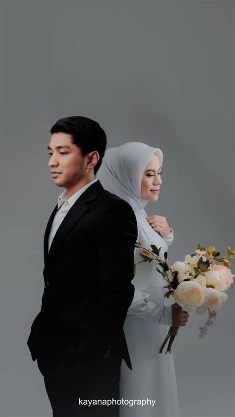 InDo PpRn pose foto ala Indo dan anting besar 217 Segera periksa royalti terbaru image 1