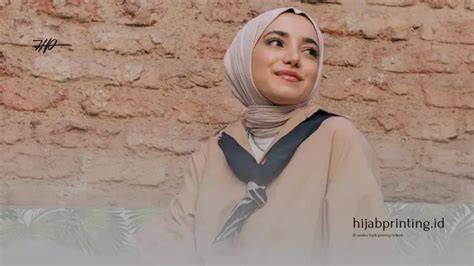 JaPaNeSe AlPhAbEt Simak tips hijab seluk dan keping 100k Visualisasi sukses dan bangun komunitas santai mengalir cocok sehari-hari terpercaya image 2