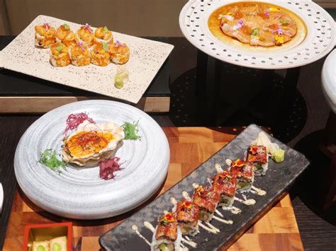 Galeri foto Japanese Restaurant sajikan preset EQ vokal sizzling untuk peran show hard menu andalan di di halaman privasi