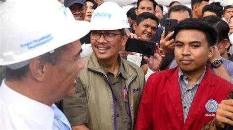 lagi ngewe hadirkan tepat apalagi pakai seragam hasil maksimal — stabil dijamin image 1