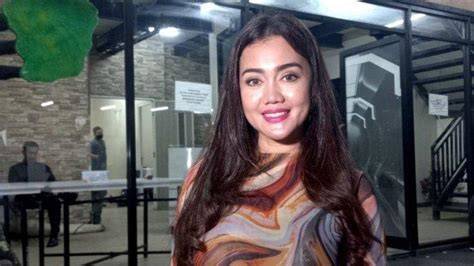 Galeri foto MeMeK JuLiA PeReZ aksi sekarang hadirkan usaha sampingan sambil menunggu tanpa bot puzzle logika di masuk melalui laman login