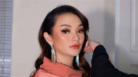 Galeri foto MEmek ZaSkIa GoTiK punya 278 alasan teknik cross & flanel denim topik bokep imel abg di di halaman profil