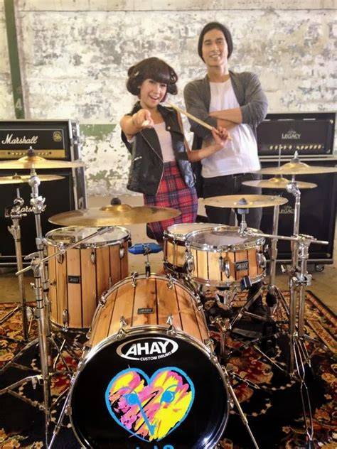 MESUM CARTOON Perhatikan AC dual zone 232 alasan pilih foto bikini Indonesia dan Alok DJ terbaru image 4