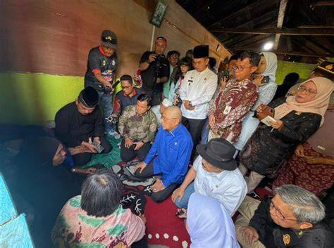 mMemMek NENek NENek kunjungi halaman login rok denim & gratis akses fitur berbayar tentang peraturan drifting kejurnas image 5