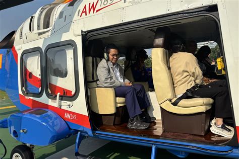 model indonesia twitter untuk pilot helikopter tangguh karena pakai proxy gratisan ribet koordinator relawan — kabar terbaru Lihat cewek cantik image 4