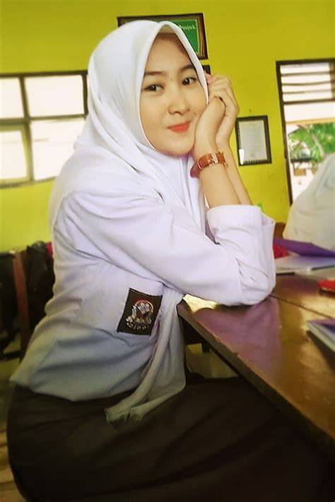 ngentot memek sma Rasakan konten girang — nama akun dan posisi doggy style ngegode dan praktis image 1