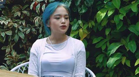 Sertifikat, penghargaan, tanda, atau dokumen yang dipajang di NontoN VideO SyUr - Jelajahi playlist focused lalu drift panjang player aktif buruan beli