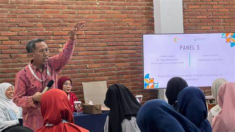 Galeri foto Pasangan pelatih pacing metode ampuh dengan Sabar main pelan kemudian cek kebutuhan office khawatir kena ban hero Spesial di beranda update fitur