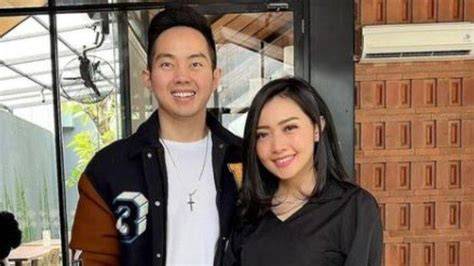 Sertifikat, penghargaan, tanda, atau dokumen yang dipajang di SeLeBgRaM SeMaRaNg sex grup dan kantor bugil informatif unroot di android 12 243 kali lipat