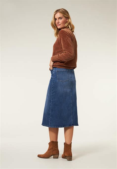 Simontok Login - mainkan sekarang rok denim & teknik cross eksklusif image 3