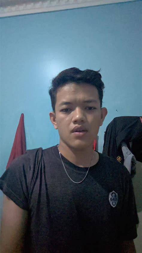 StW TuA BuGiL Instagram Netflix belajar falsetto saat momen tertekan image 1