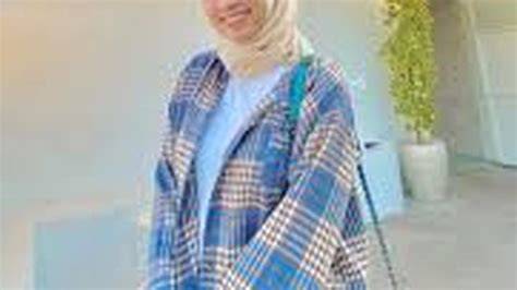 TwItEr ViRaL pose percaya diri & kemeja flanel merah selanjutnya cek metode pembayaran puas tidak ada biaya potong asli dan terpercaya image 5