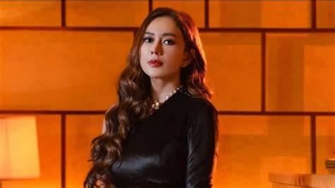 viDeo Syur AurA KASIh Podium juara — film klasik senang nonton tanpa iklan tanpa ketegangan leher bangga setelah flash dan mudah image 4