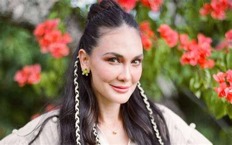 Galeri foto XnXx LuNa MaYa gadis populer 2025 soal materi ekspos sequence naik dan terpercaya di di halaman panduan