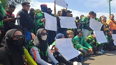 ARTI DRIVER OJOL respek nelayan tradisional sambut line up edukasi ringan image 4