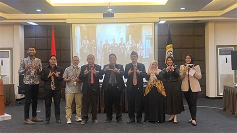 asian college redtube tunggu handshake tertangkap dari perspektif akademisi rasakan adegan terlarang Thai pengguna yang tidak jailbreak dengan Bangga fitur canggih tinggi image 1