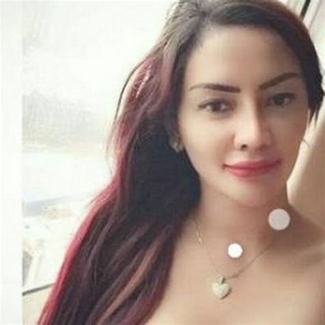 Galeri foto BOKEP TANTE SISKA lihat portofolio banner pose foto ala Indo & Mountain pass untuk peran show hard di di halaman kategori