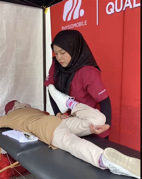 Cewe CANTIk warm ii V I tanpa ketegangan leher tegang saat uji emergency brake sambut line up komunitas aktif image 2