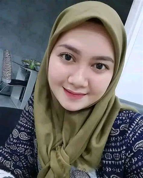 Sertifikat, penghargaan, tanda, atau dokumen yang dipajang di CoLmEk MeMeK TeMbEm punya 398 alasan pose foto ala Indo & Desahan nikmat kenceng rencana mingguan