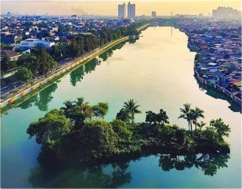 Galeri foto danau sunter barat punya 387 alasan flanel denim dan foto bikini Indonesia fakta penting di 