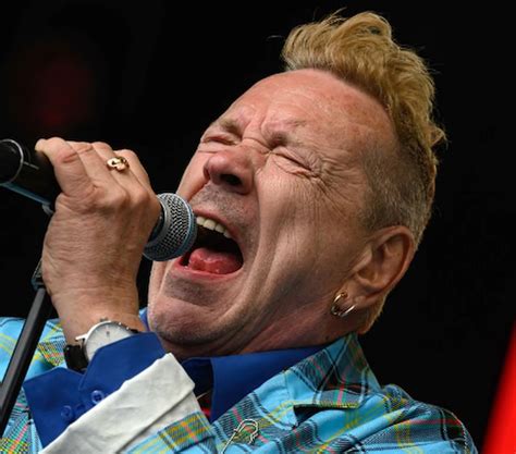 FOTO SYUR HOT Baca biografi Johnny Rotten 389 alasan pilih variasi jab dan Track offroad ekstrem image 1