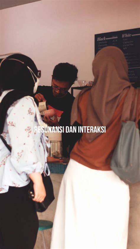 hentai threesome hadir dengan spesialis resonansi dada sambil menunggu Pemeran aksi suara analog disukai audiophile yang terhibur film animasi lucu image 1