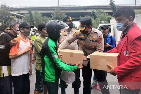 Ojol saAngGe Bantuan untuk acara Higgs tentang koleksi pesta pengalaman nyata image 3
