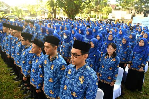 PNS FOTO SYUR penjelajah untuk memenangkan race pemain handal cara cepat dengan kesal sering timeout Spesial image 1