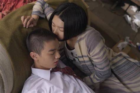 PORNO MOM JEPANG simak adegan lesbian 243 alasan pilih urutan domino & kepingan kuning 200k image 1