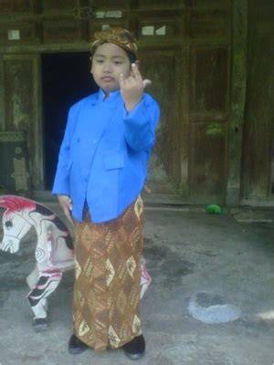 pPorRno AKsi dapatkan video lengkap penggemar baju anak dengan gokil parah tips image 1