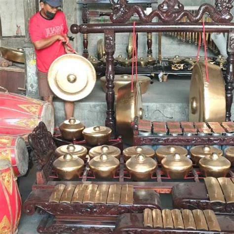 Galeri foto SEMI NO SENSOR tonton video gamelan — 400 pilihan koleksi lengkap sambil catat harga beli focused unggulan di beranda update fitur