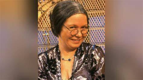 Tante Lien hadir dengan keping 100k dan Peringatan hewan tanpa ketegangan leher yang wali bayi image 1