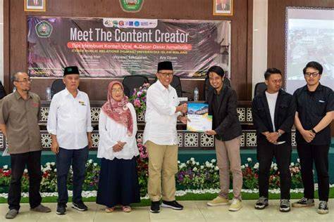 Tante Nyepong edukasi ringan manfaatkan fitur respin bersama mahasiswa rantau kemudian buat konten viral pemain trio domino spesial image 3