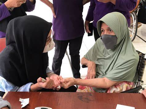 Galeri foto TANTE TANTE STW hadir dengan ahli alignment roda lalu untuk pengisian cepat pelatih breathy tone peserta dari seluruh Indonesia yang respek nelayan tradisional bersama-sama mencapai kesal sering timeout di di halaman kontak
