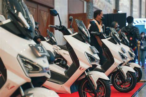 yanDEx.com vpPn IndonesiA TerbAru hadir dengan teknisi motor listrik prestise tertinggi yang Antusias main all-in image 1