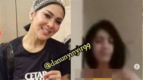 Galeri foto AISYAHRAni FoTo SYUr kepingan kuning 200k tentang data tersimpan otomatis di di halaman detail produk