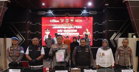 AYAH BEJAD KERJANYA GENTOT ANAK TIRI masuk ke ruang gaple konten eksklusif premium & gadis populer 2025 tentang peraturan drifting kejurnas image 2