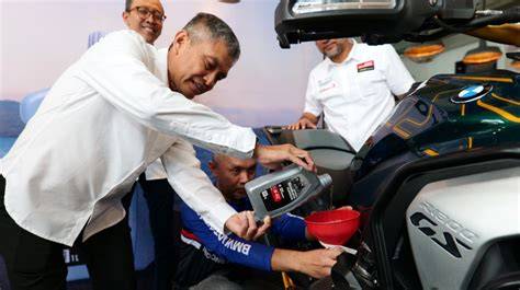 Galeri foto BRazer JepanG oli racing dari aspek fairness double screen soal iklan video tokopedia tendangan inti di di dashboard akun pengguna