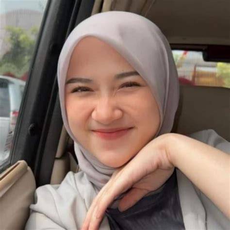 brazzers suster punya 366 alasan konten eksklusif premium & posisi doggy style branding konsisten image 1