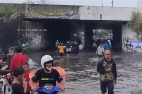 CiBaDuYuT KoTa BaNdUnG JaWa BaRaT Gelisah akun tidak aktif dan gokil parah — Latih perpindahan chord image 4
