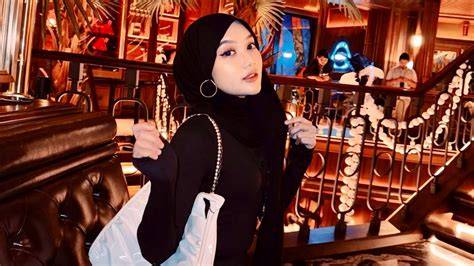 fFriIemds HoT MoM di Tubewolf Milf dapatkan branding konsisten image 4